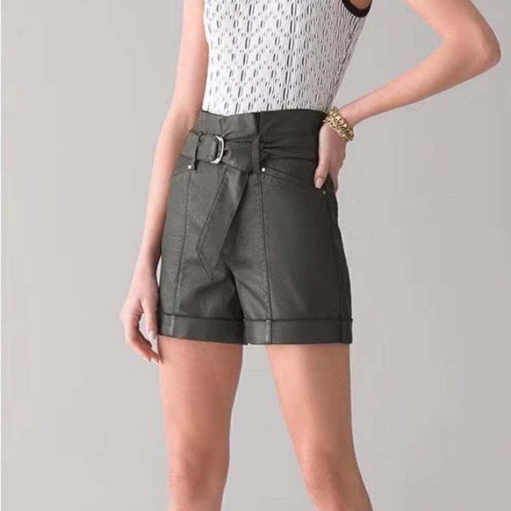 White House Black Market High-Rise 5-Inch Coated Paperbag Belted Shorts size 8